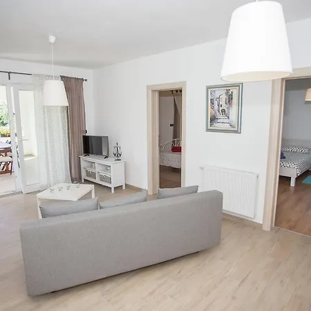 Dom wakacyjny Holiday Home Marko By Interhome Poreč