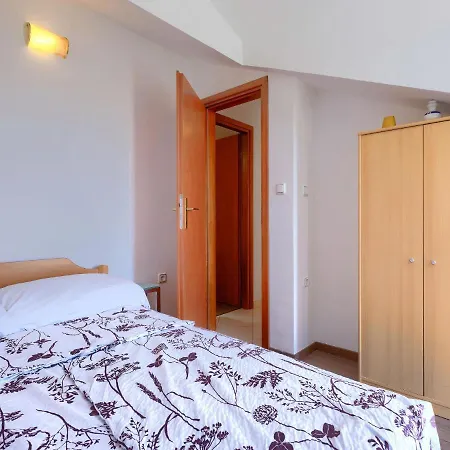Charming Apartment With Private Terrace In Porec