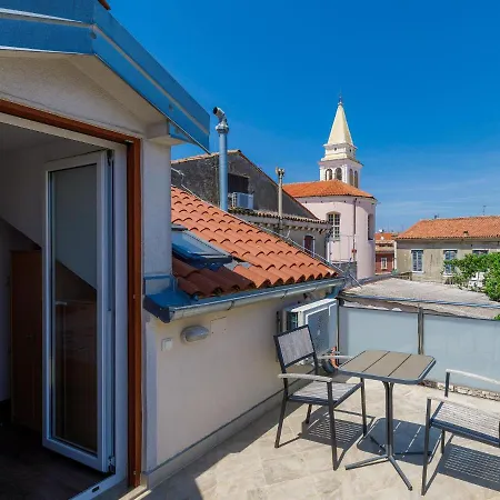 Charming Apartment With Private Terrace In Porec * Porec