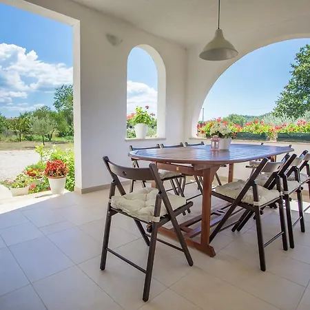Charming Apartment With Private Terrace In Porec Holiday home