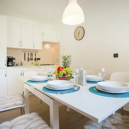 Charming Apartment With Private Terrace In Porec